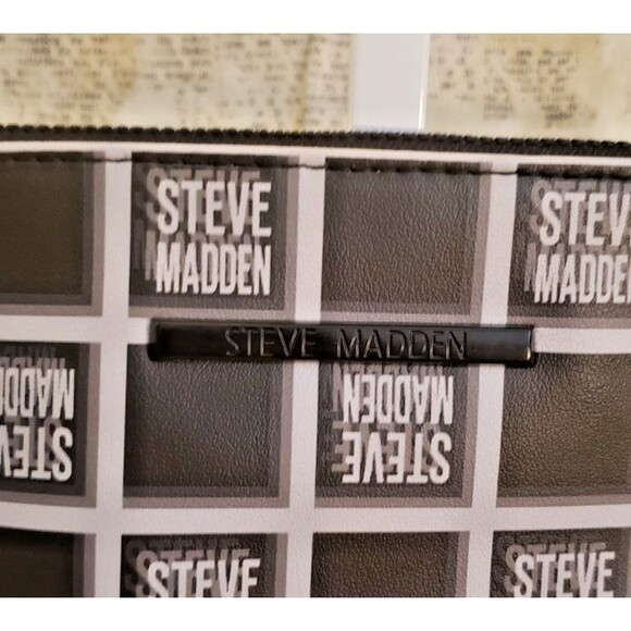 Preowned - Steven Madden Accessory Bag and Madden NYC Polyurethane Backpack EUC main image 12